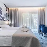 Solaris 3*